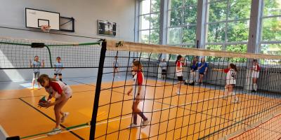 V MEMORIAŁ STANISŁAWA SIKORSKIEGO W MINISIATKÓWCE DZIEWCZĄT I CHŁOPCÓW