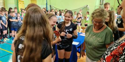 V MEMORIAŁ STANISŁAWA SIKORSKIEGO W MINISIATKÓWCE DZIEWCZĄT I CHŁOPCÓW