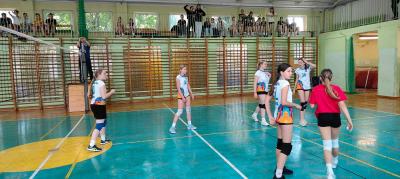 VIII MEMORIAŁ STANISŁAWA SIKORSKIEGO W PIŁCE SIATKOWEJ DZIEWCZĄT I CHŁOPCÓW.