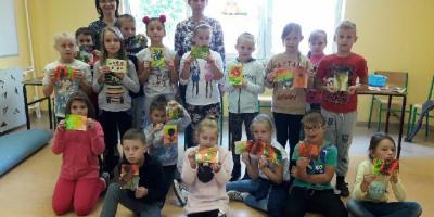 Warsztaty z enkaustyki w świetlicy szkolnej